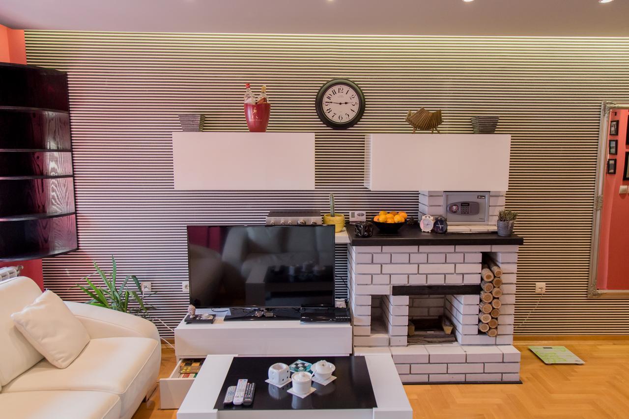 Apartman U Srcu Grada Sombor Buitenkant foto