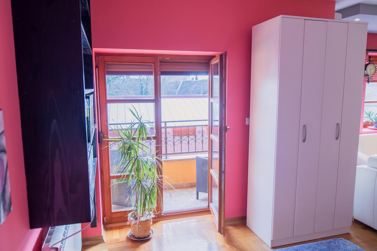 Apartman U Srcu Grada Sombor Buitenkant foto